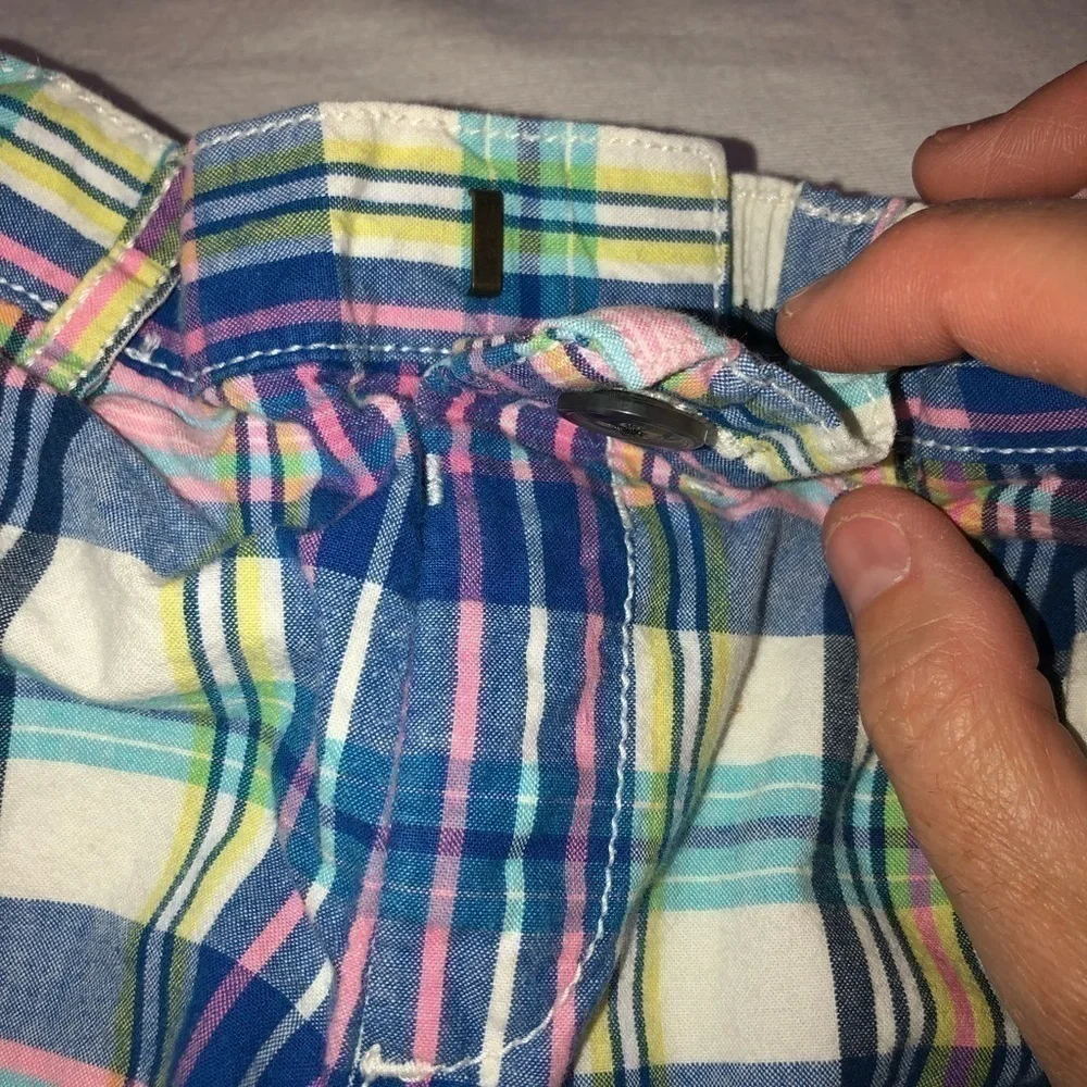 The Children’s place size 2T plaid shorts